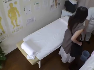 Palatable Japanese whore screwed hard during kinky massage